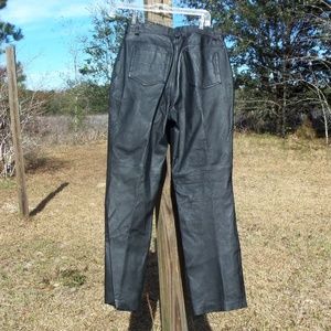 Newport News black leather pants 10 petite